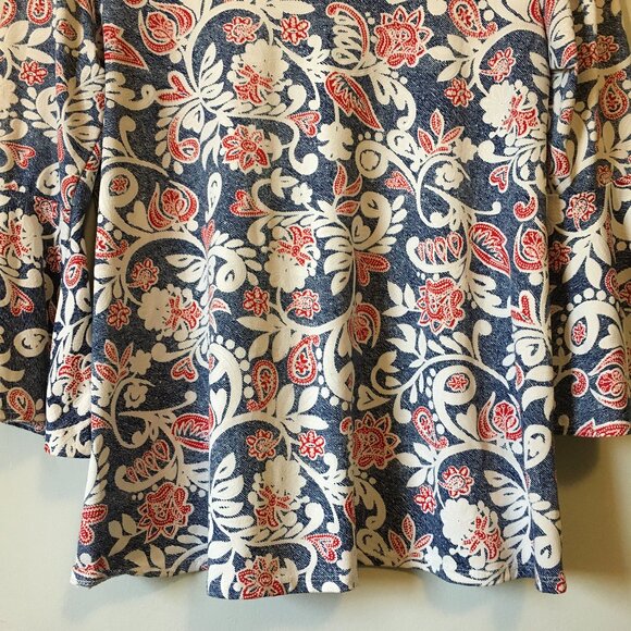Clientele Bell Sleeve Paisley Denim & Lace Print Top - Picture 4 of 15